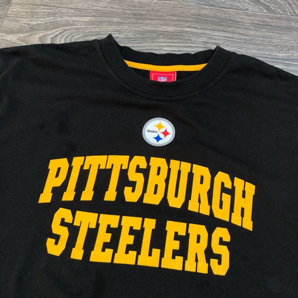 Pittsburgh Steelers Tee - Picture 2 of 2